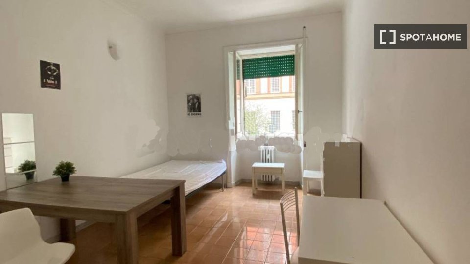 Double room Rome, 5 beds, 20m² — photo 4