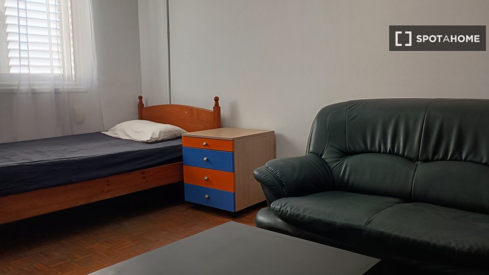 Double room Nicosia, 6 beds — photo 31
