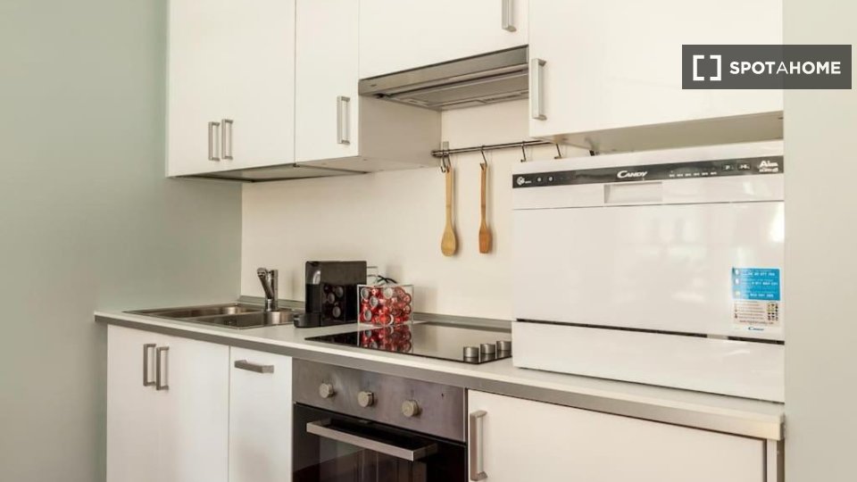 Apartment Milan, 1 bed — photo 1