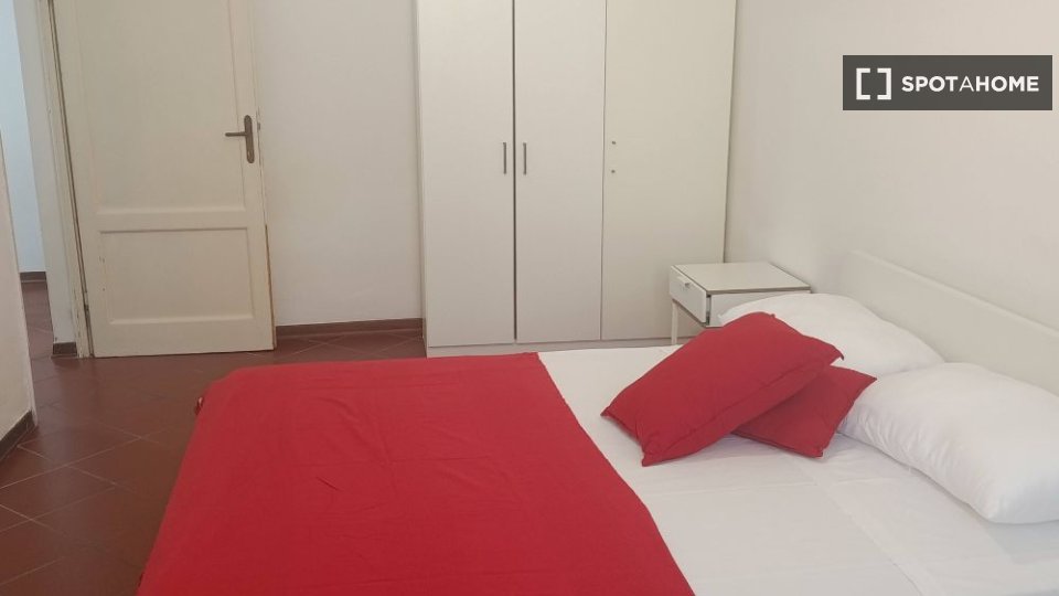 Double room Florence, 3 beds — photo 19