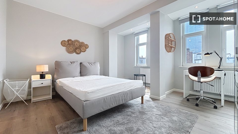 Double room Brussels, 5 beds — photo 9