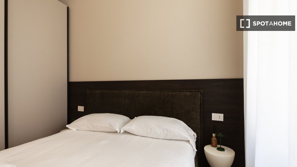Apartment Milan, 2 beds, 56m² — photo 18