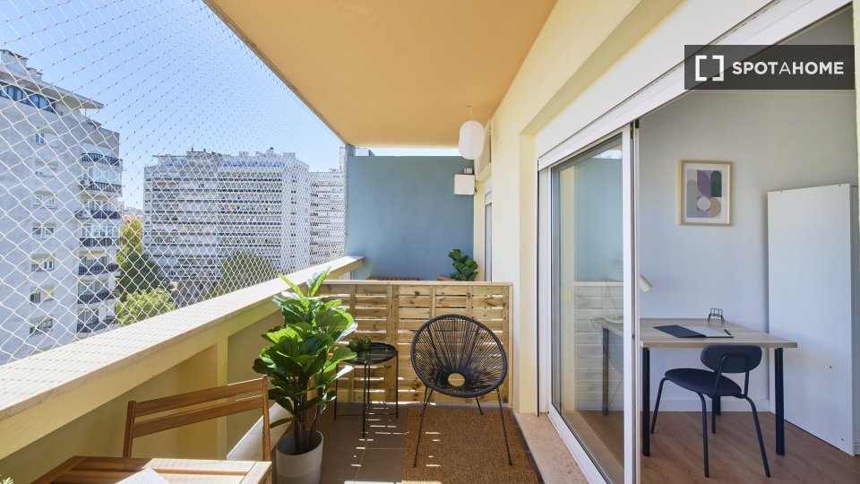 Double room Lisbon, 6 beds — photo 2