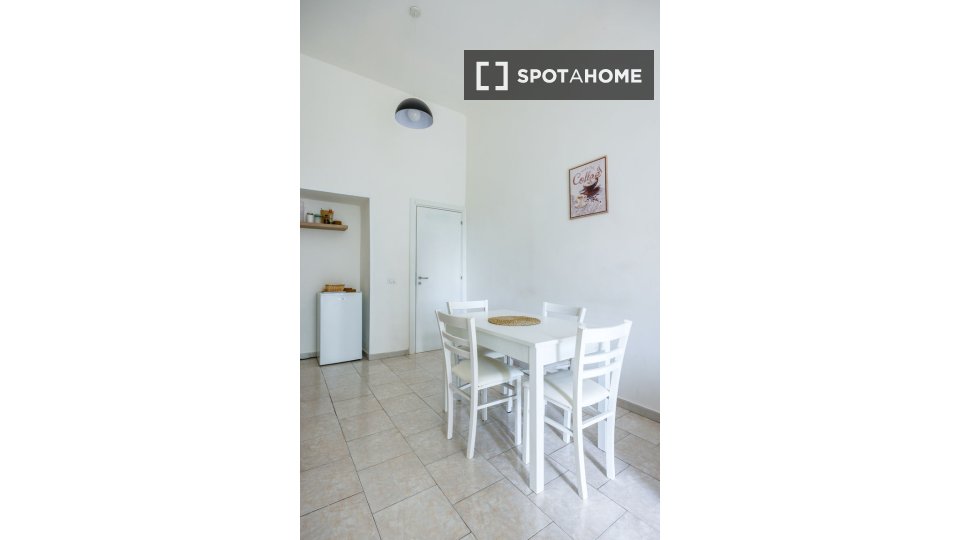 Apartment Naples, 2 beds, 57m² — photo 16