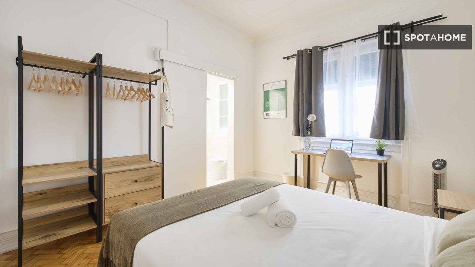 Double room Lisbon, 7 beds — photo 22