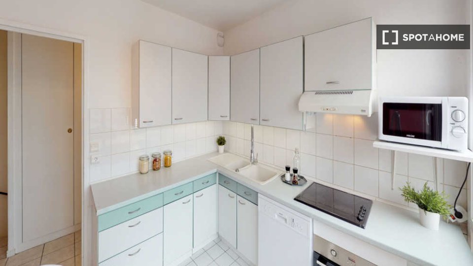 Double room Paris, 6 beds, 120m² — photo 10