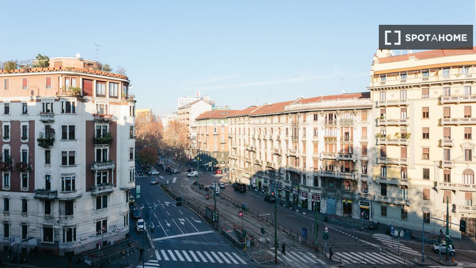 Double room Milan, 3 beds, 128m² — photo 7