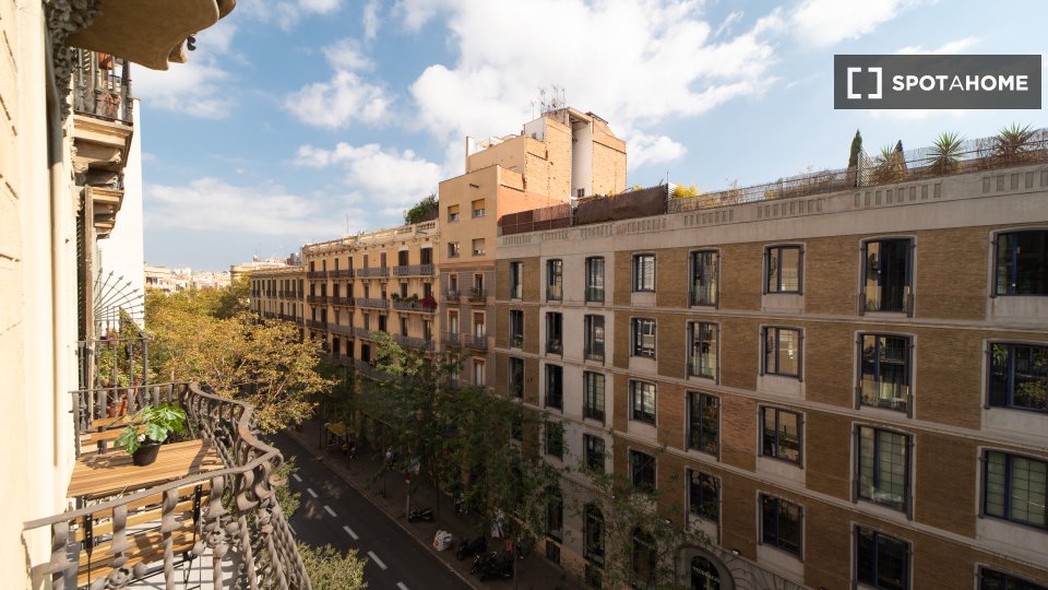 Double room Barcelona, 7 beds, 160m² — photo 9