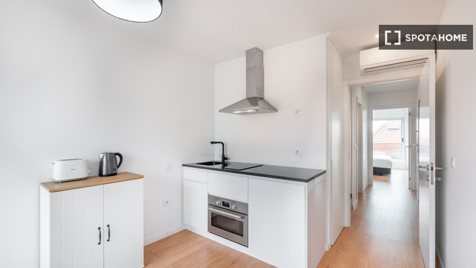 Apartment Porto, 1 bed, 64m² — photo 6