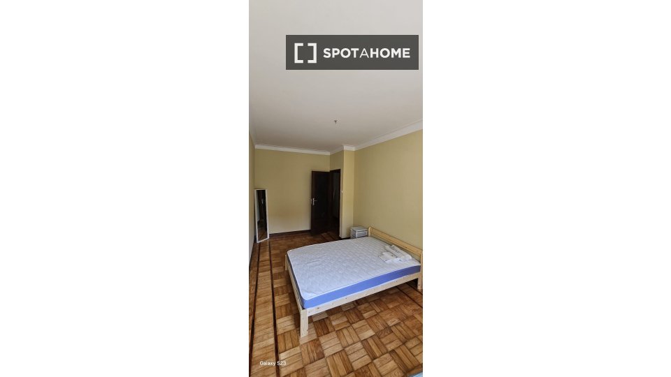 Double room Porto, 5 beds, 120m² — photo 10