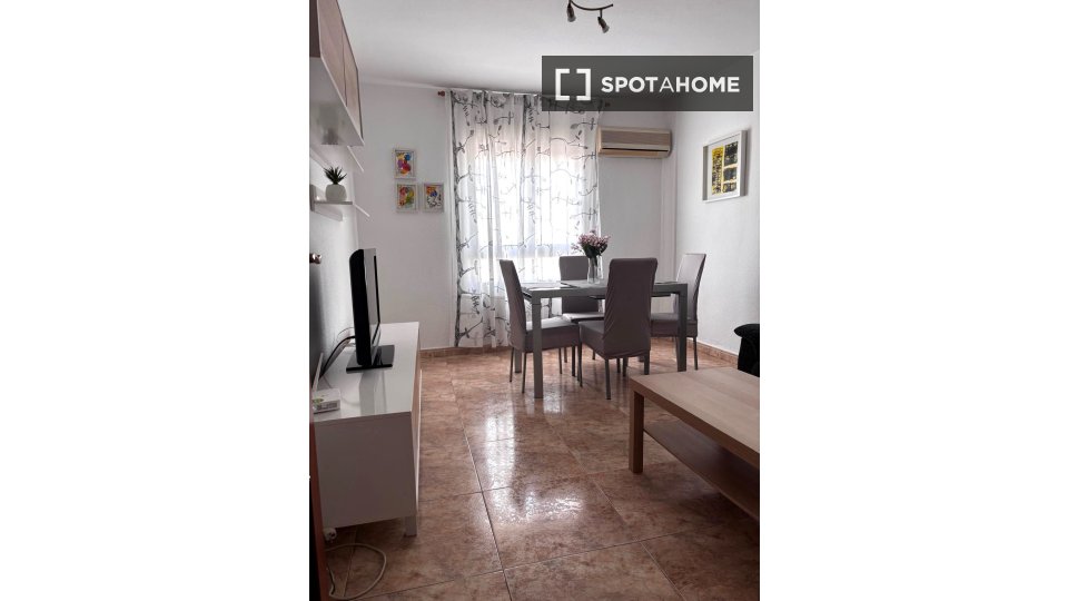Apartment Valencia, 2 beds, 70m² — photo 4
