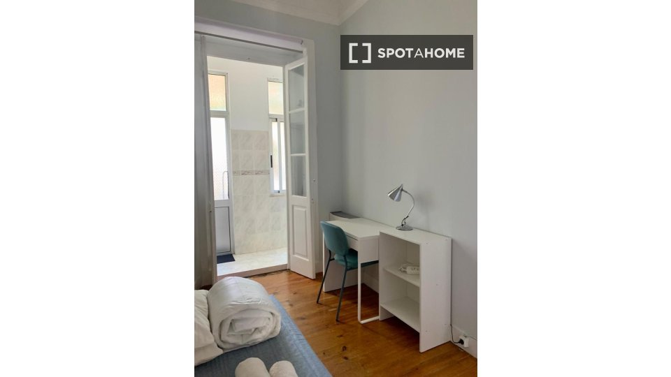 Apartment Lisbon, 2 beds — photo 7