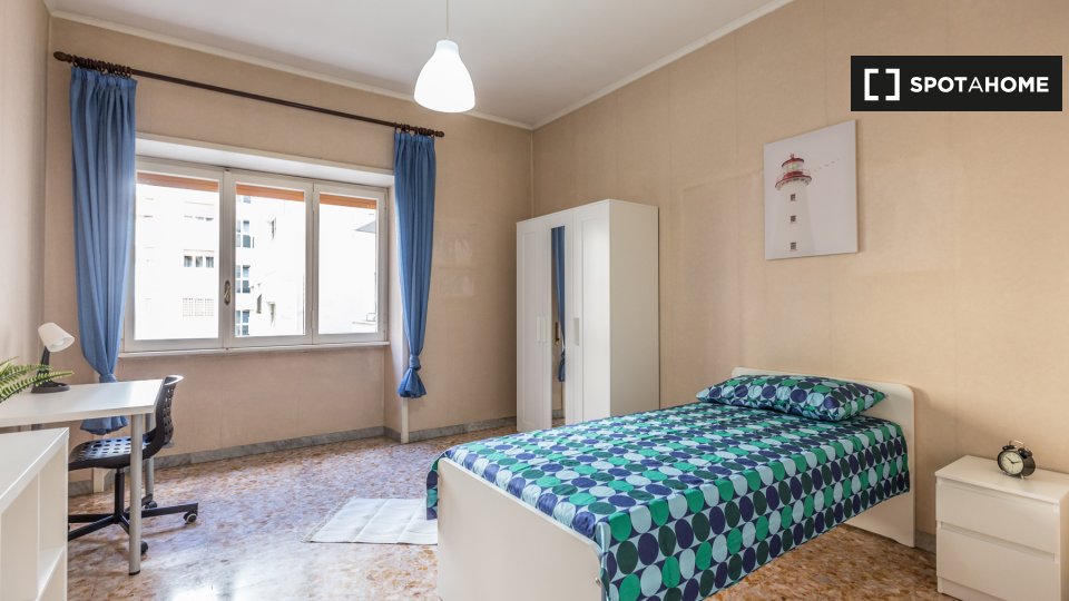 Double room Rome, 4 beds — photo 1
