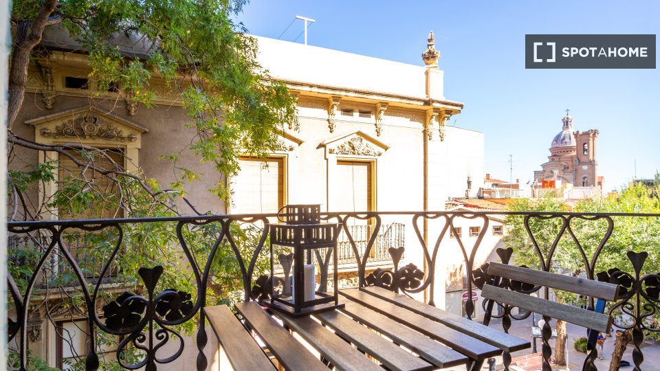 Double room Barcelona, 5 beds, 120m² — photo 15