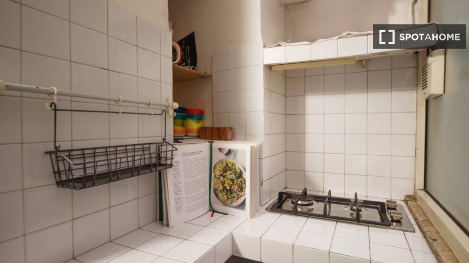 Apartment Rome, 1 bed — photo 12