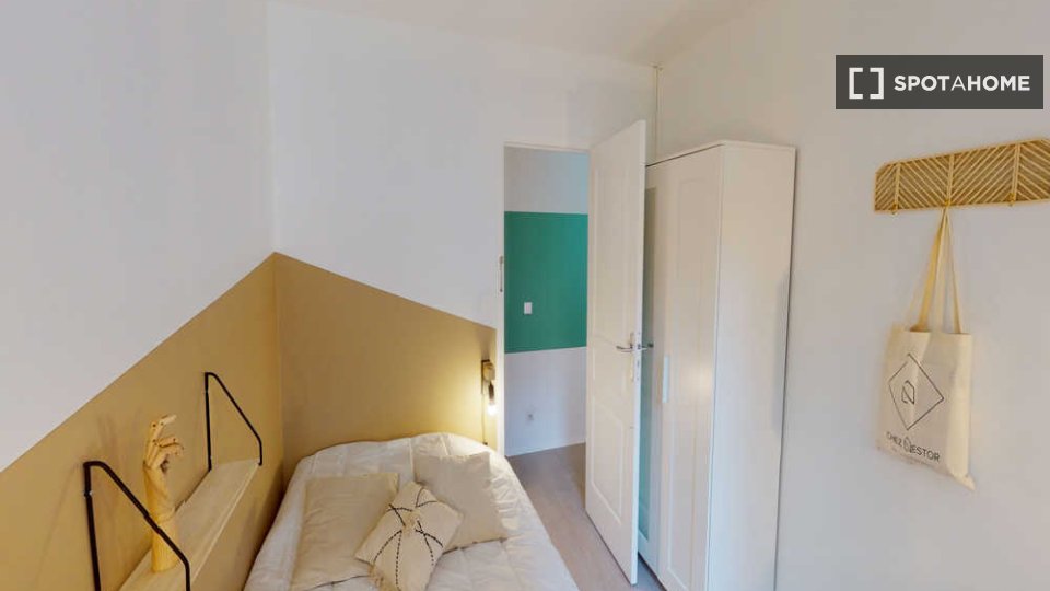 Double room Paris, 7 beds, 140m² — photo 11