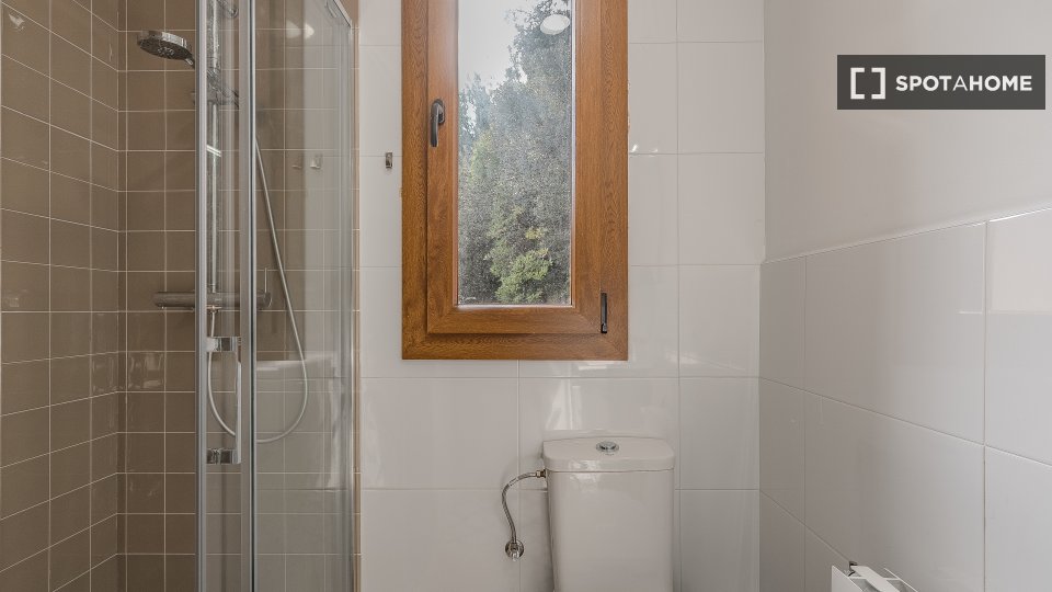 Double room Barcelona, 6 beds, 227m² — photo 82