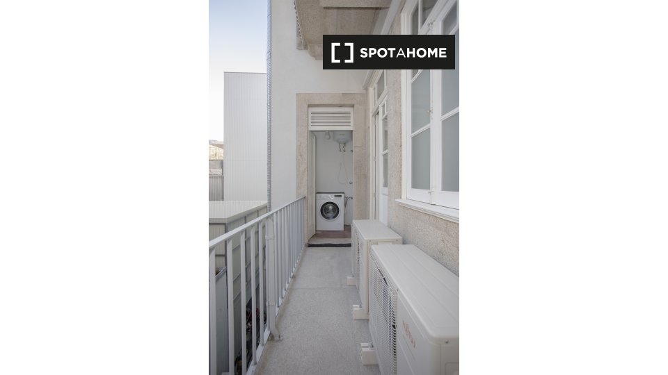 Apartment Porto, 2 beds, 110m² — photo 18