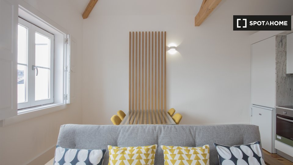 Apartment Porto, 1 bed, 65m² — photo 3
