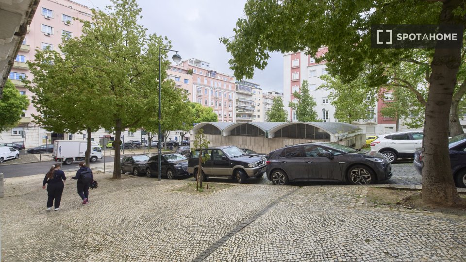 Apartment mono Lisbon — photo 14