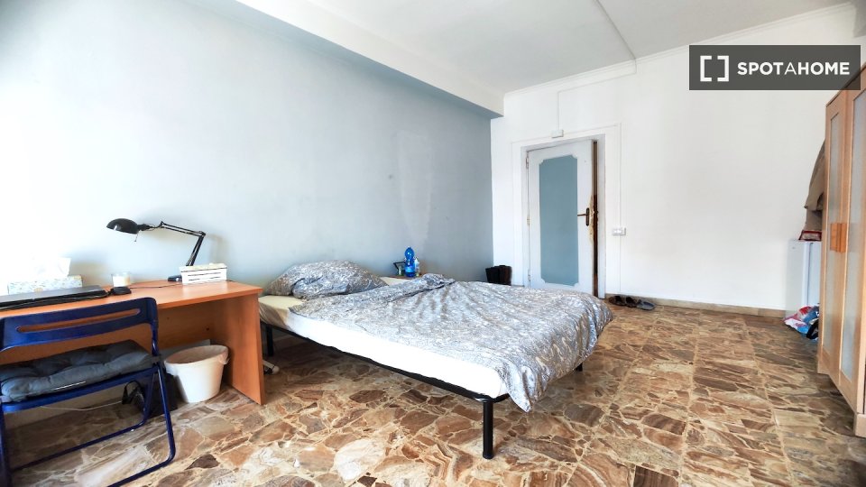Double room Rome, 6 beds, 150m² — photo 21