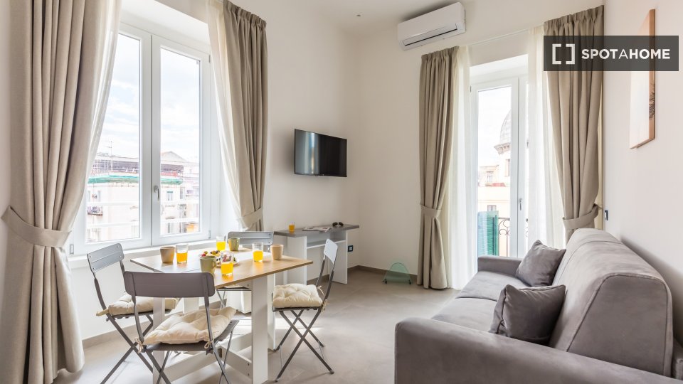 Apartment Naples, 1 bed — photo 10