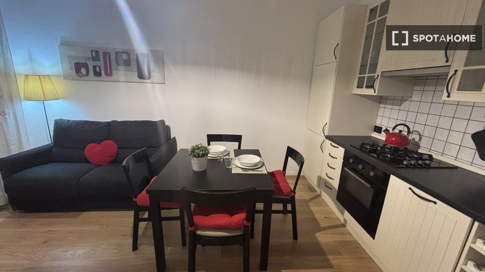 Studio in affitto a Porta Romana, Milano - en Milán