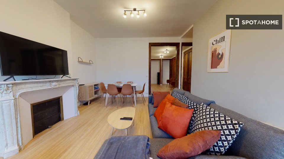 Double room Marseille, 18 beds — photo 13