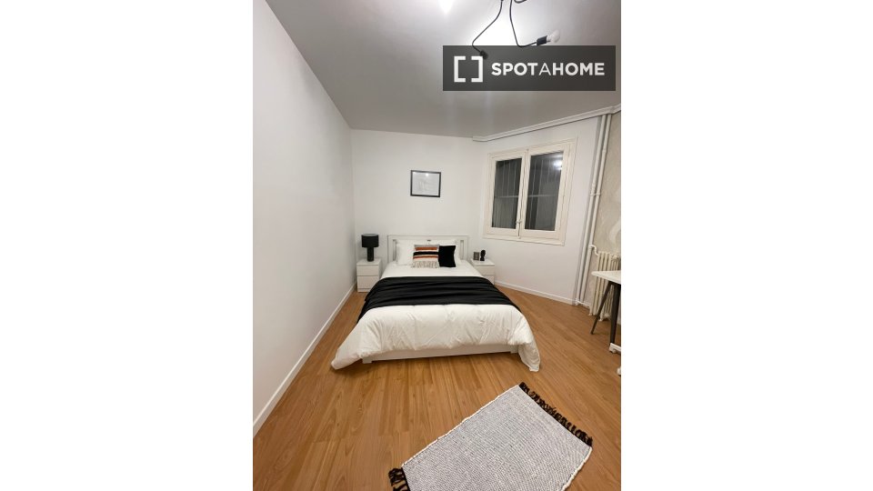 Double room Madrid, 5 beds — photo 9
