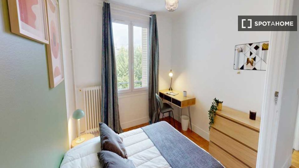 Double room Paris, 6 beds, 90m² — photo 12