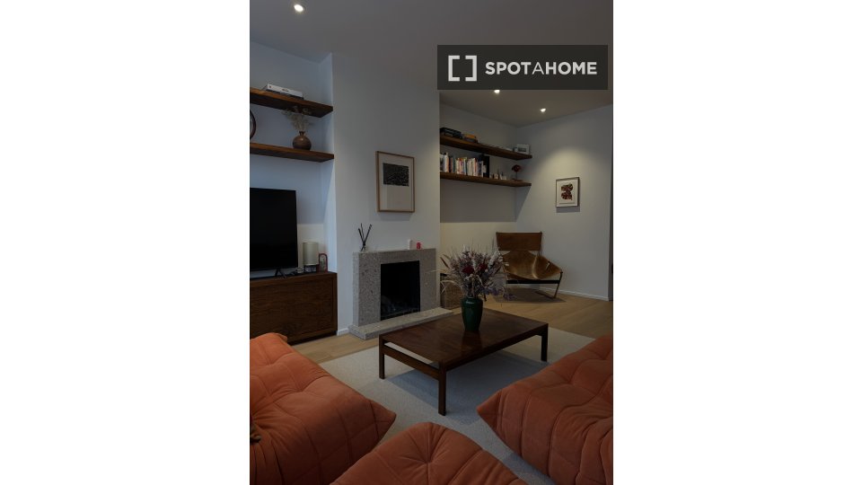 Apartment Brussels, 2 beds, 100m² — photo 3
