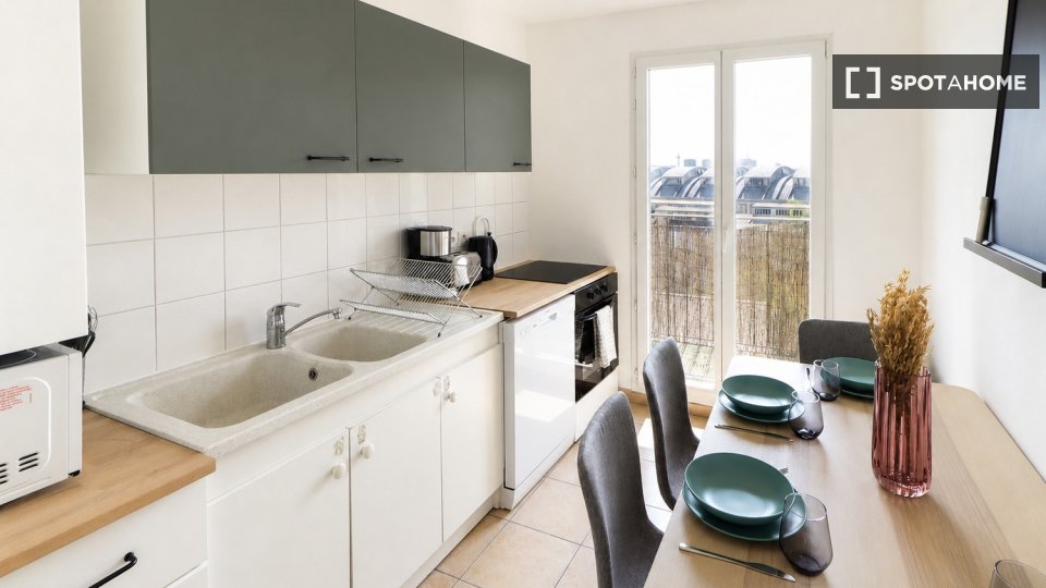 Chambre double Paris, 4 chambres — photo 22