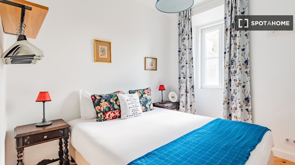 Apartment Lisbon, 3 beds — photo 17