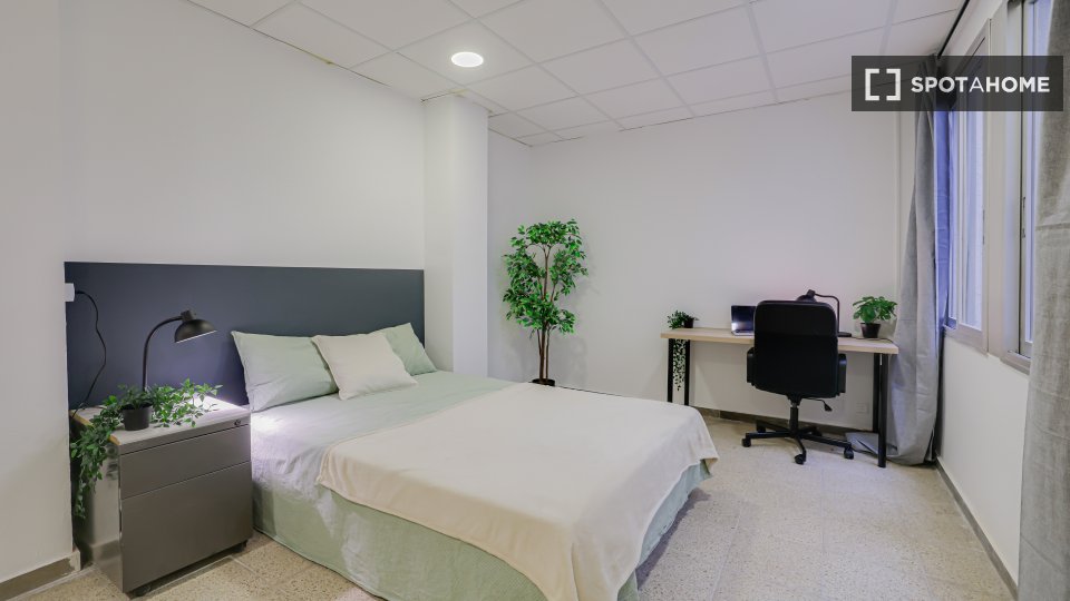 Double room Barcelona, 17 beds, 550m² — photo 1