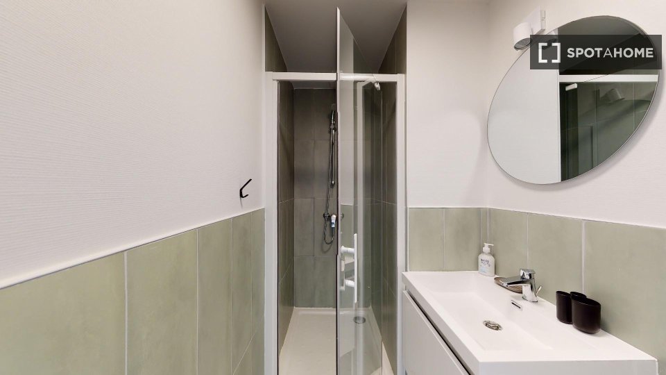 Double room Paris, 11 beds — photo 2