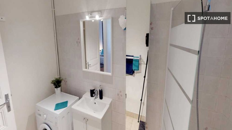 Double room Paris, 4 beds, 90m² — photo 6