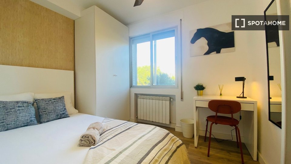 Double room Madrid, 4 beds — photo 14