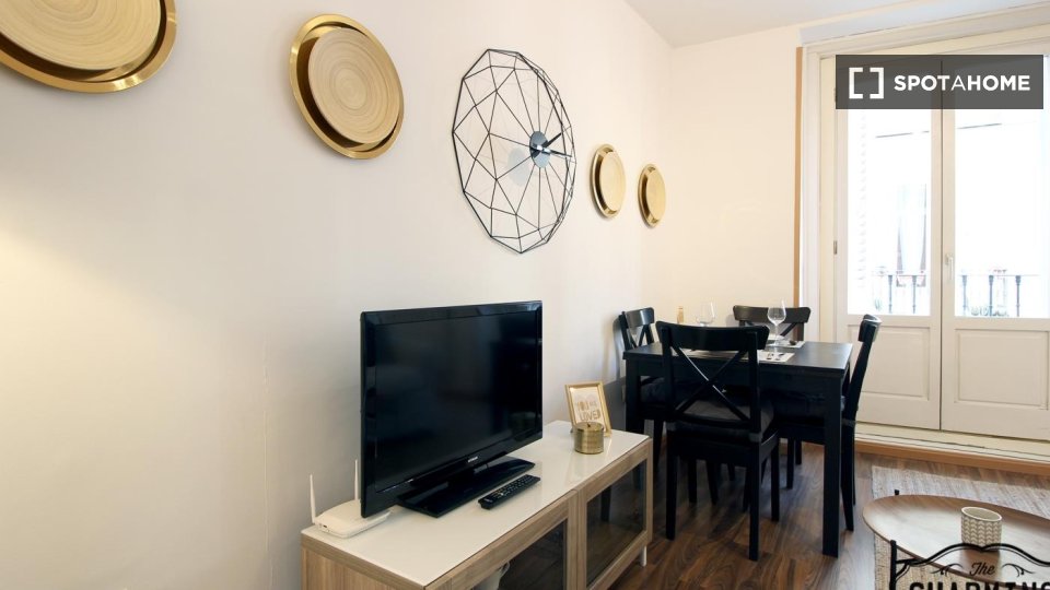 Apartment Madrid, 1 bed — photo 11