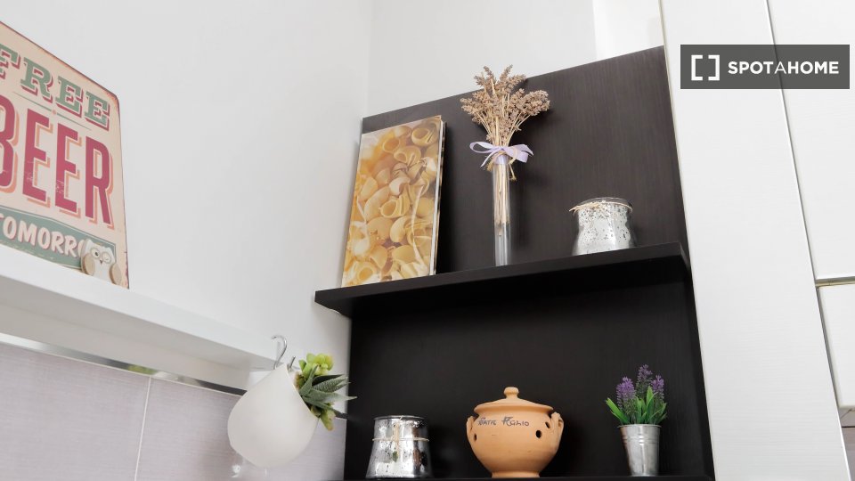 Apartment Rome, 1 bed — photo 8
