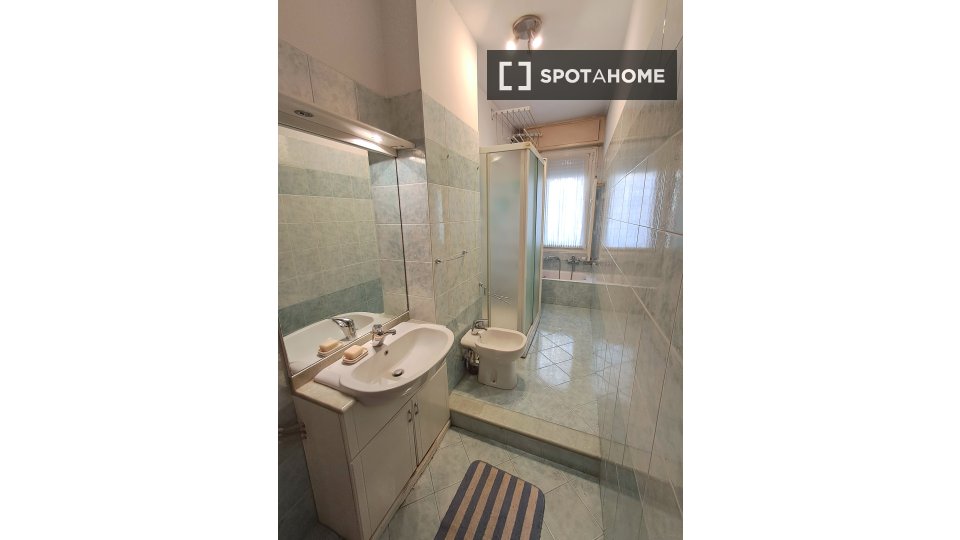 Double room Milan, 2 beds — photo 1