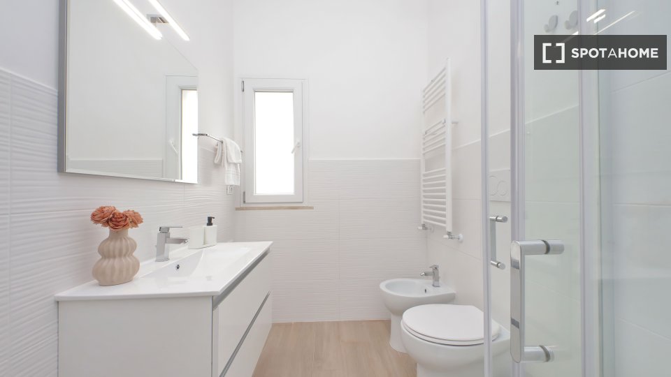 Apartment Rome, 1 bed — photo 18