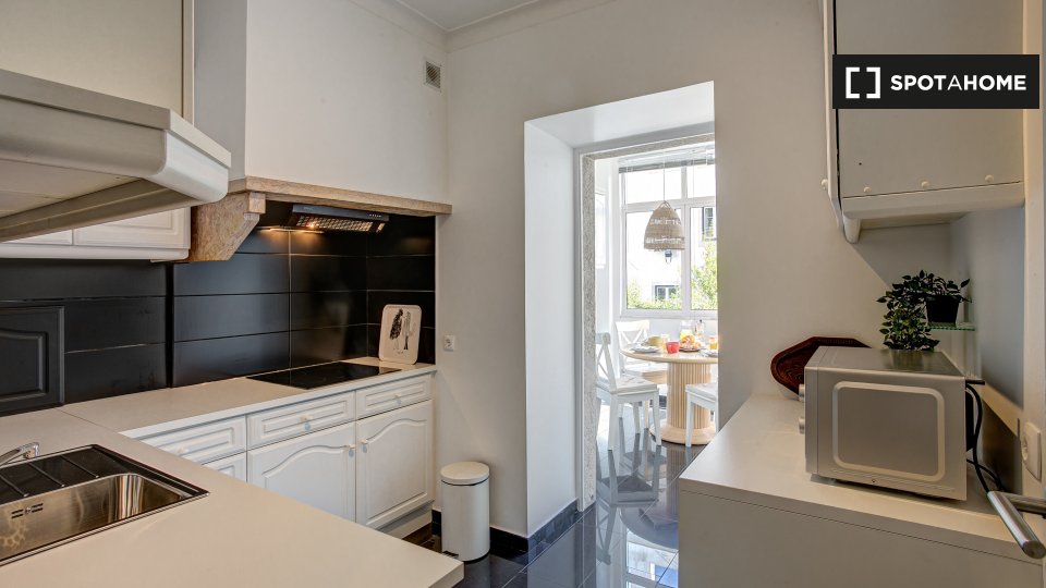 Apartment Lisbon, 2 beds — photo 8