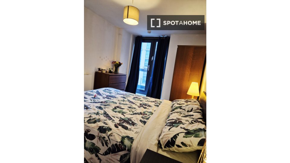 Double room London, 2 beds — photo 7