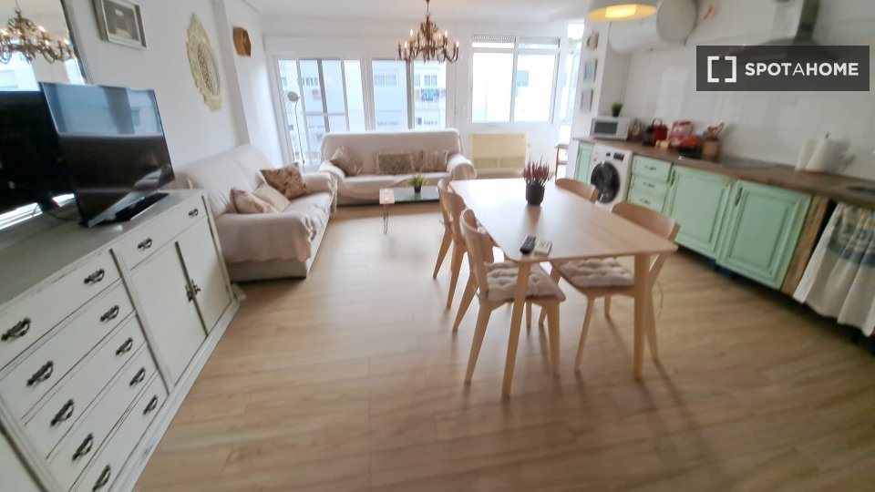 Apartment Seville, 3 beds, 100m² — photo 10