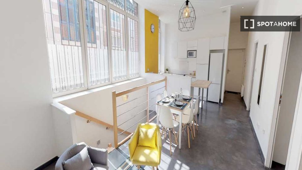 Double room Lille, 5 beds, 110m² — photo 2
