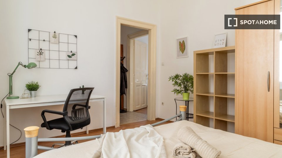 Double room Budapest, 3 beds, 80m² — photo 5