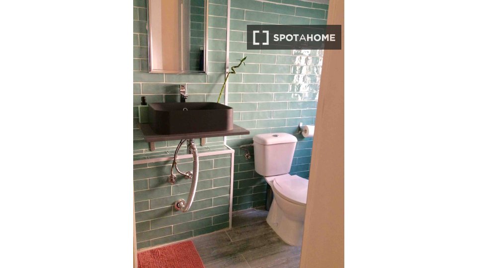 Apartment mono Lisbon — photo 18