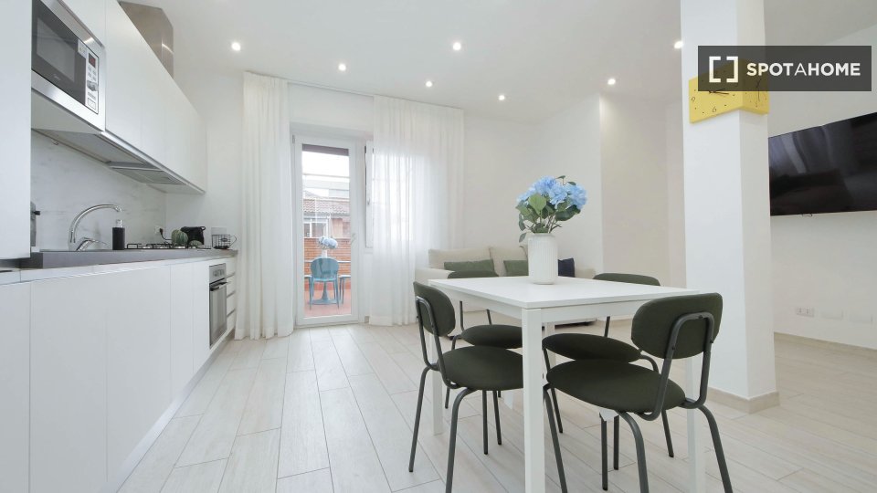 Apartment Rome, 1 bed — photo 14