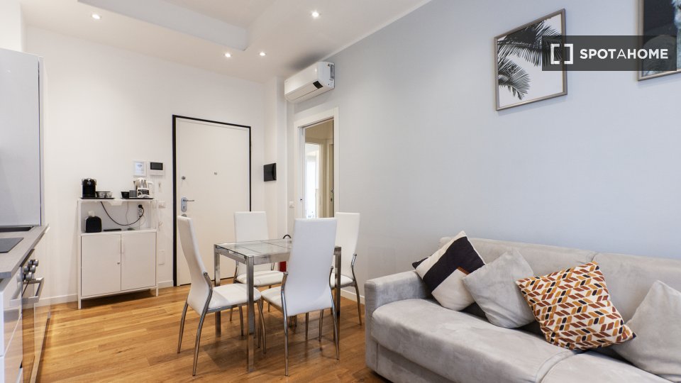 Apartment Milan, 1 bed — photo 16