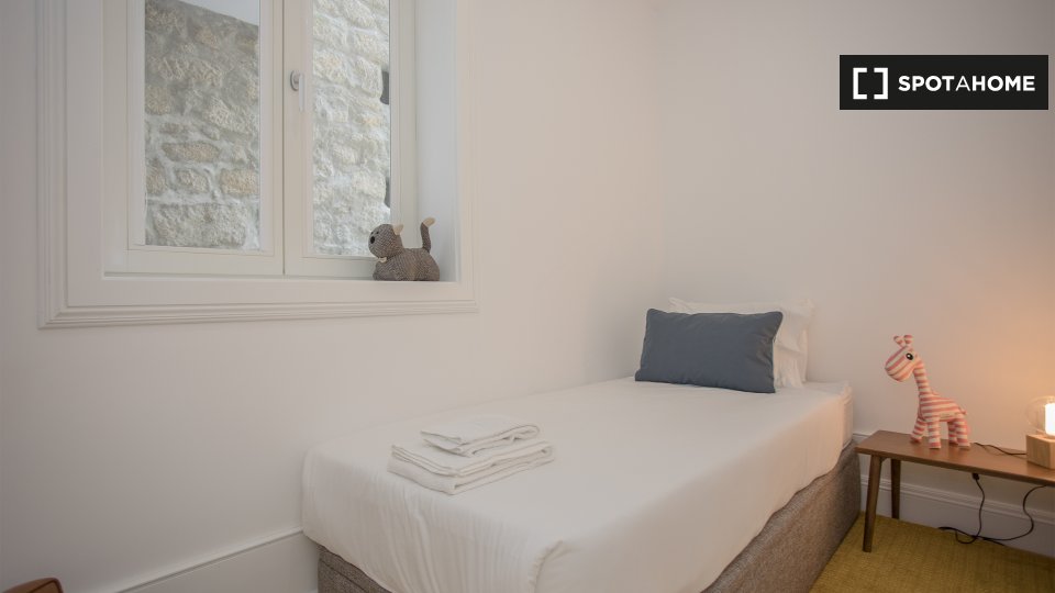 Apartment Porto, 2 beds, 80m² — photo 18